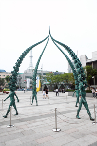 후면-우 이미지