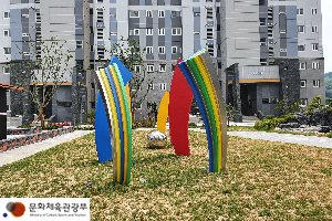 좌측 이미지