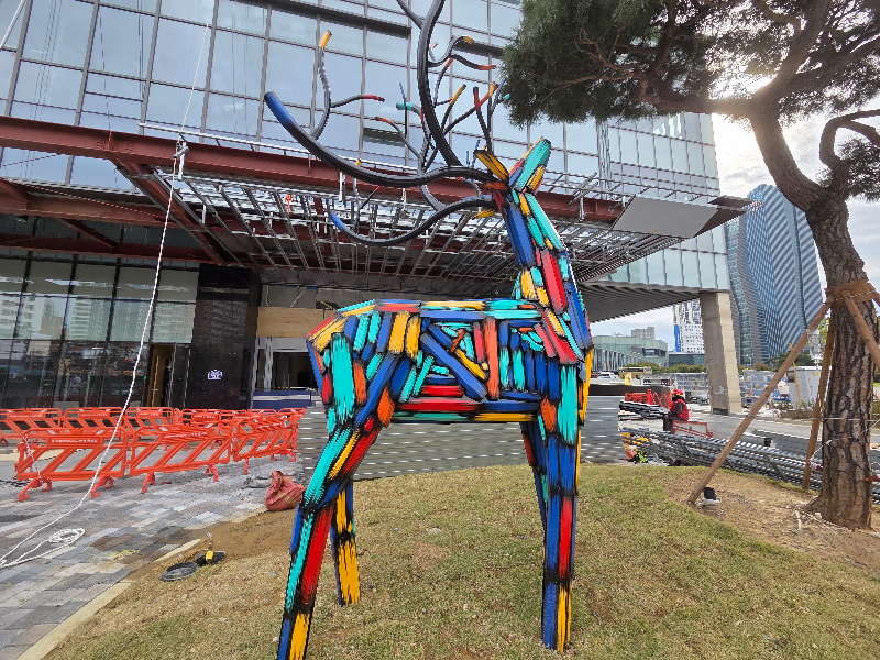 조각, 김우진, 사슴(유토피아)