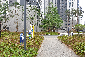 좌측 이미지