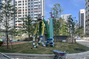 좌측 이미지
