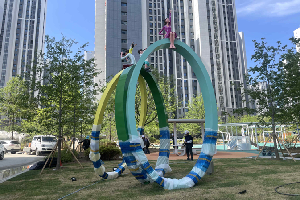 우측 이미지