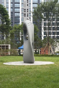 우측 이미지