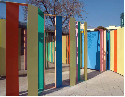 색동 벽 사이로 이미지